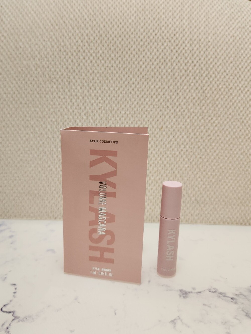 Kylie Cosmetics Volume Mascara 002 True Brown MINI Size .03 Oz